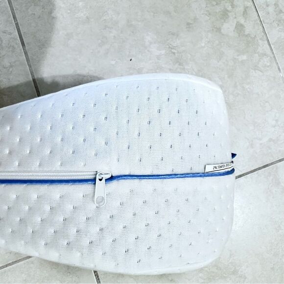 Orthopedic Leg Pillow - Picture 7 of 9